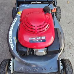 Honda HRC 215 Commercial Lawn Mower 