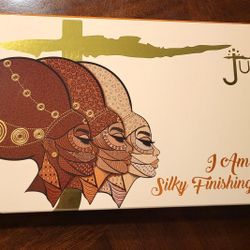 Juvia's Place Gift Set Of 8 Finishing Powders