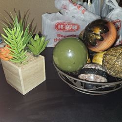 House Decor 7 Balls 1 IS Heavy SAN MARCOS AREA 