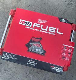 Milwaukee M18 FUEL 18V Lithium-Ion Brushless Cordless 6-1/2 in. Plunge Track Saw PACKOUT Kit w/ 1x 6.0 Ah Battery & Charger  $499 New
