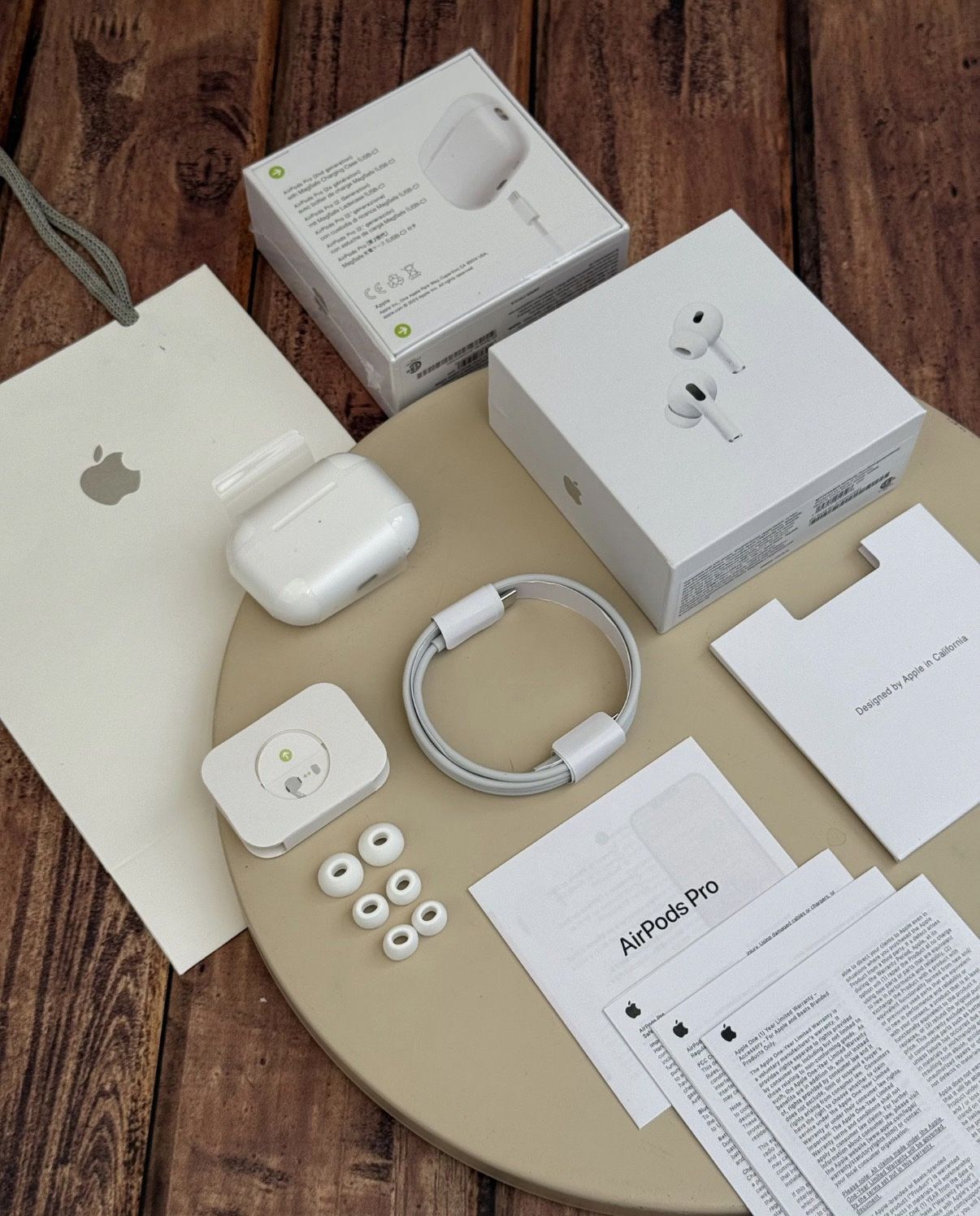 AirPods Pro  ( 2 Generation )