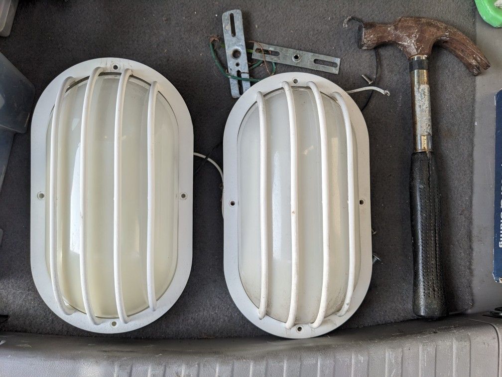 Free Outdoor Lighting