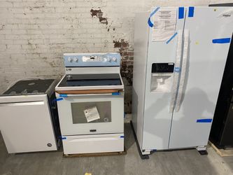 New our the box white appliance set