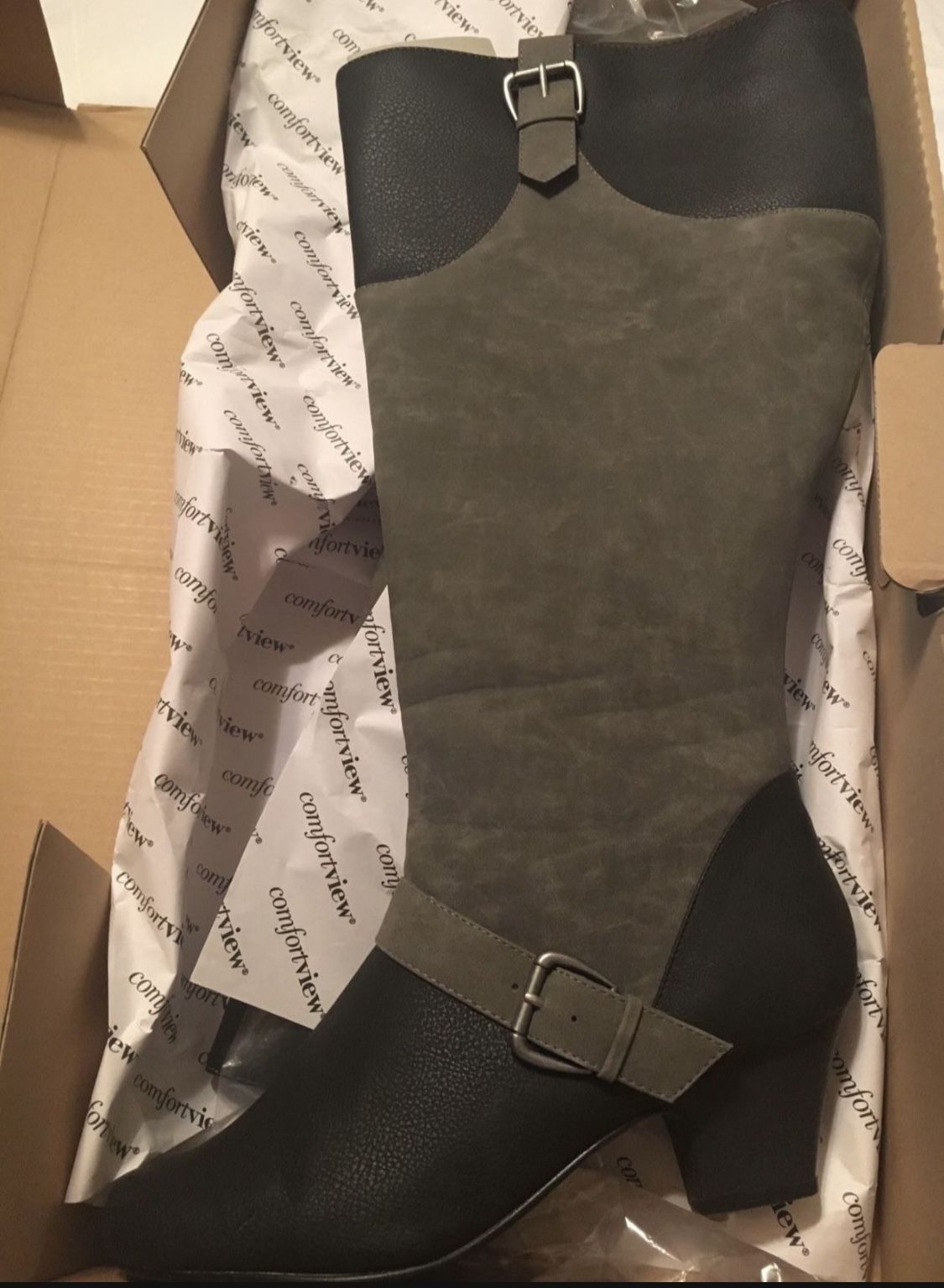 Women’s Size 10 Comfort View Boots $50