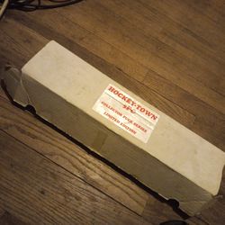 Hockey-town Collector Puck Series,  Limited  Edition,  Red Wings Memorabilia 