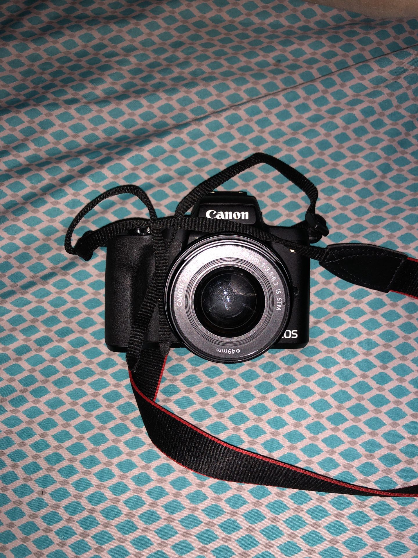 BRAND NEW CANON M50 Fresh out box!!!!!