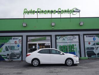 2019 TOYOTA COROLLA LE