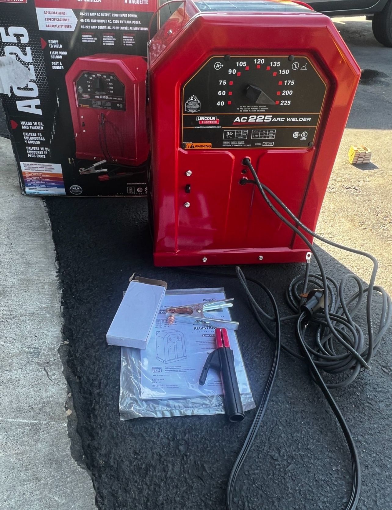 LINCOLN ELECTRIC WELDER 225 Amp Arc/Stick Welder AC225S, 230V