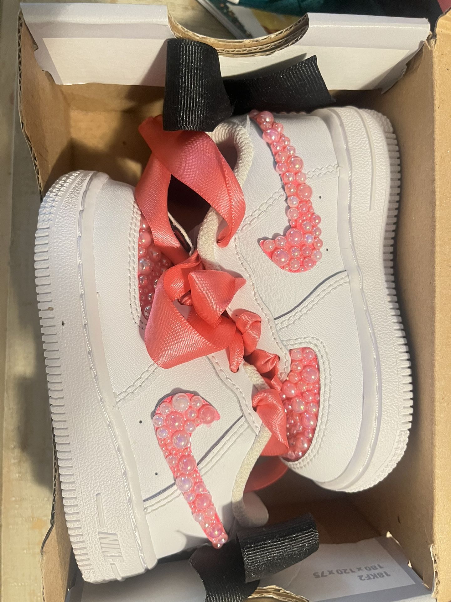 Custom Hello Kitty Air Force’s