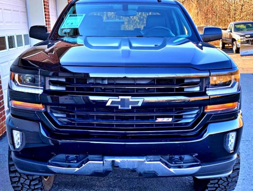 2016 Chevrolet LT Z71 extra clean