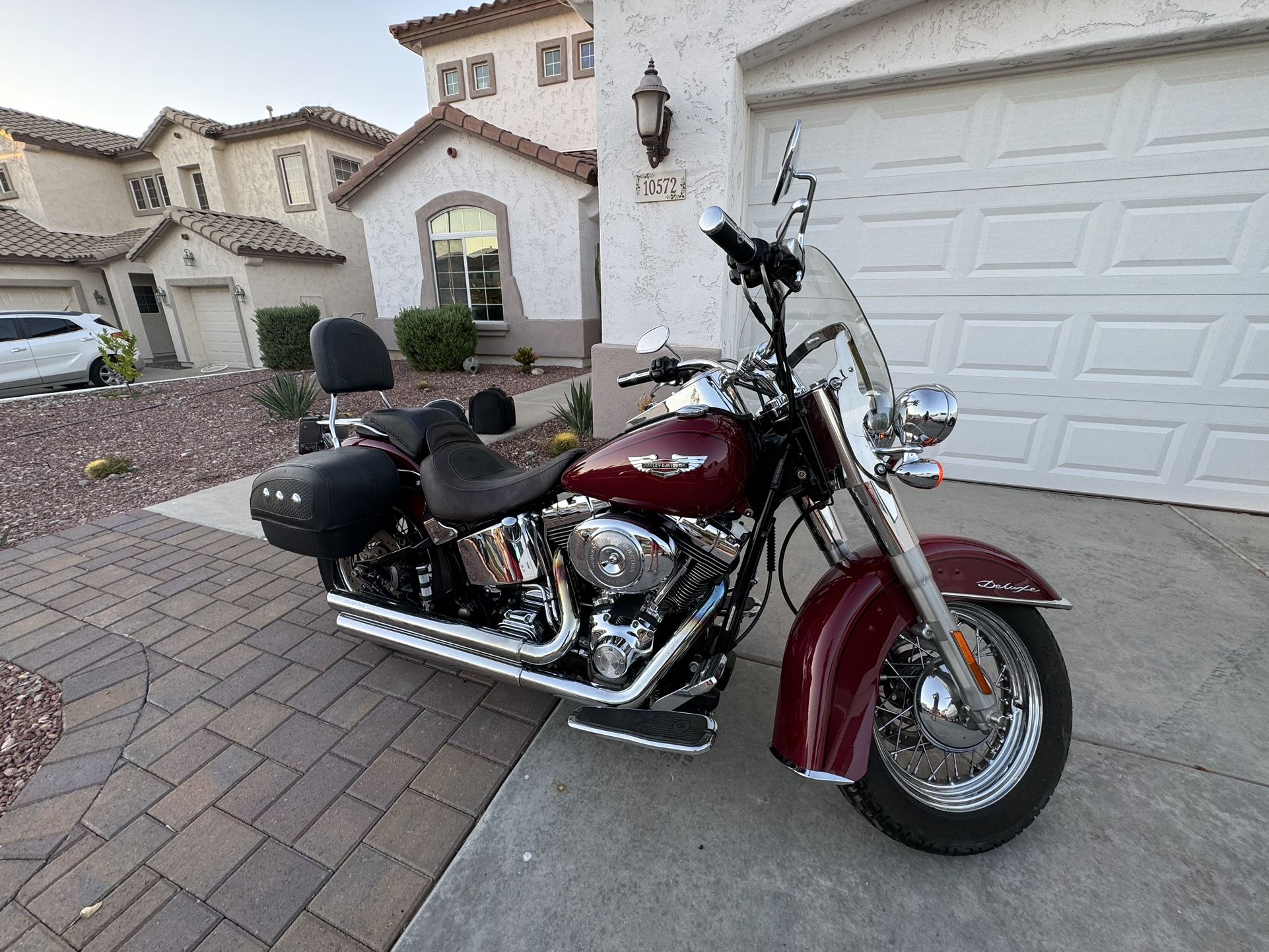 Harley Davidson Softail Deluxe Low Miles!!!