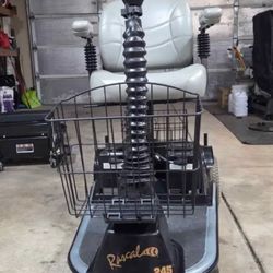 Rascal 245  Scooter 3-Wheel Heavy Duty 450lb Cap, w Seat Lift Upgraded*.   3-wheeled Rascal 245/255 scooter with two new OEM batteries and Upg