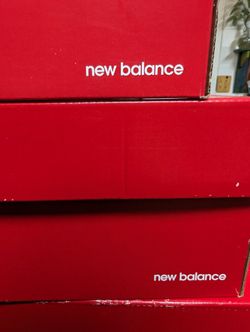 New Balance Wide 11