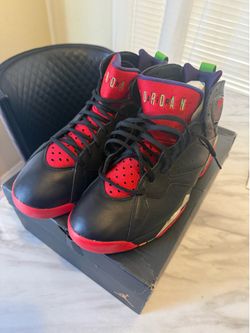 Jordan Marvin the martians 10 1/2 M $145