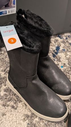 Brand New with Tags Girls Boots sz 3