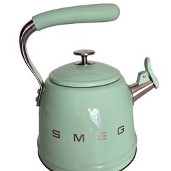 SMEG Stovetop Kettle – Mint Green