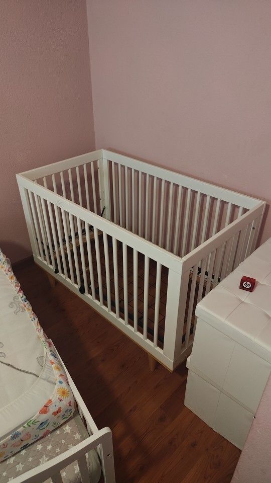 4-in-1 Crib