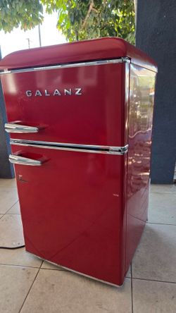 Galanz Retro Mini Refrigerator – Red – $150 OBO