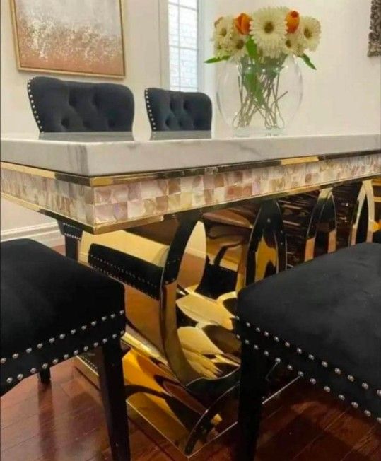 Dinning table and Chairs