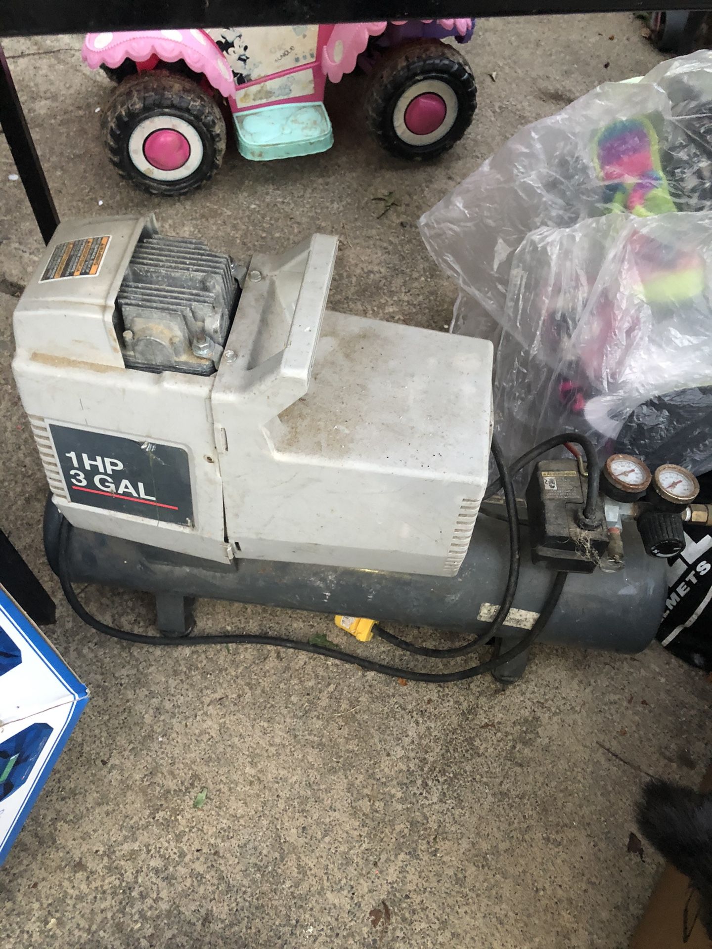 Air compressor