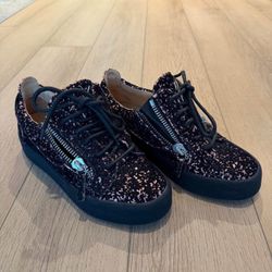 Giuseppe Zanotti size 6