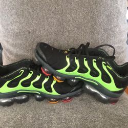 Size 8 Nike Vapormax