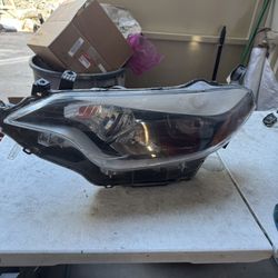 Toyota Corolla Left Headlight Oem