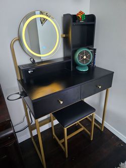 Black/Gold Makeup Vanity Desk with LED Lighted Mirror + usb charging + Seat Stool
