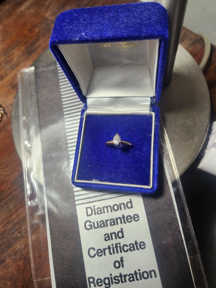 Diamond solitaire