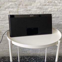 Sony Radio And Speaker RDP XF200iP Personal Audio Docking System 