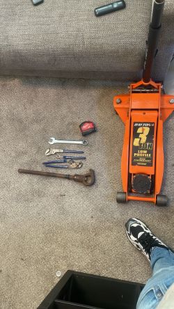 Daytona 3 ton low profile jack
