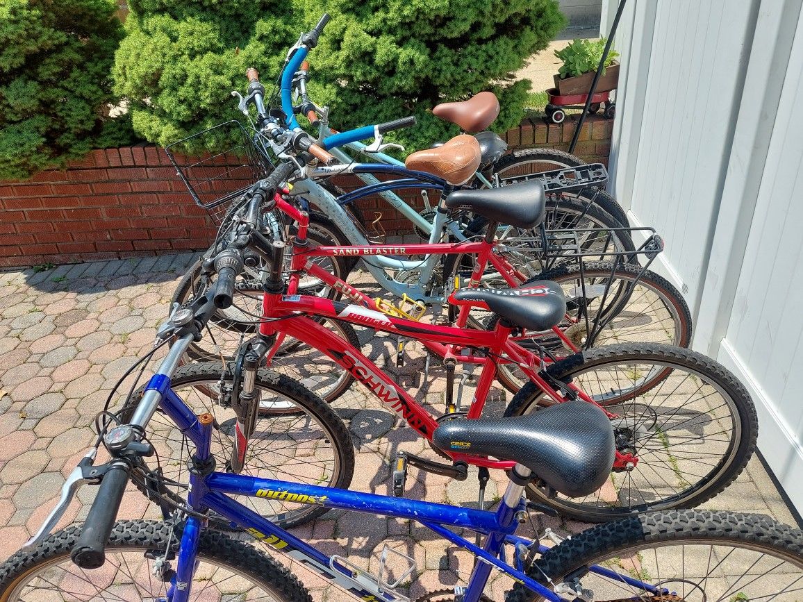 Affordable Bicycle's Starting AT $40 - $100 , CASH ONLY , MANY TO CHOOSE 