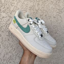 Nike Air Force 1 Test Of Time Size 6 (7.5 Woman)