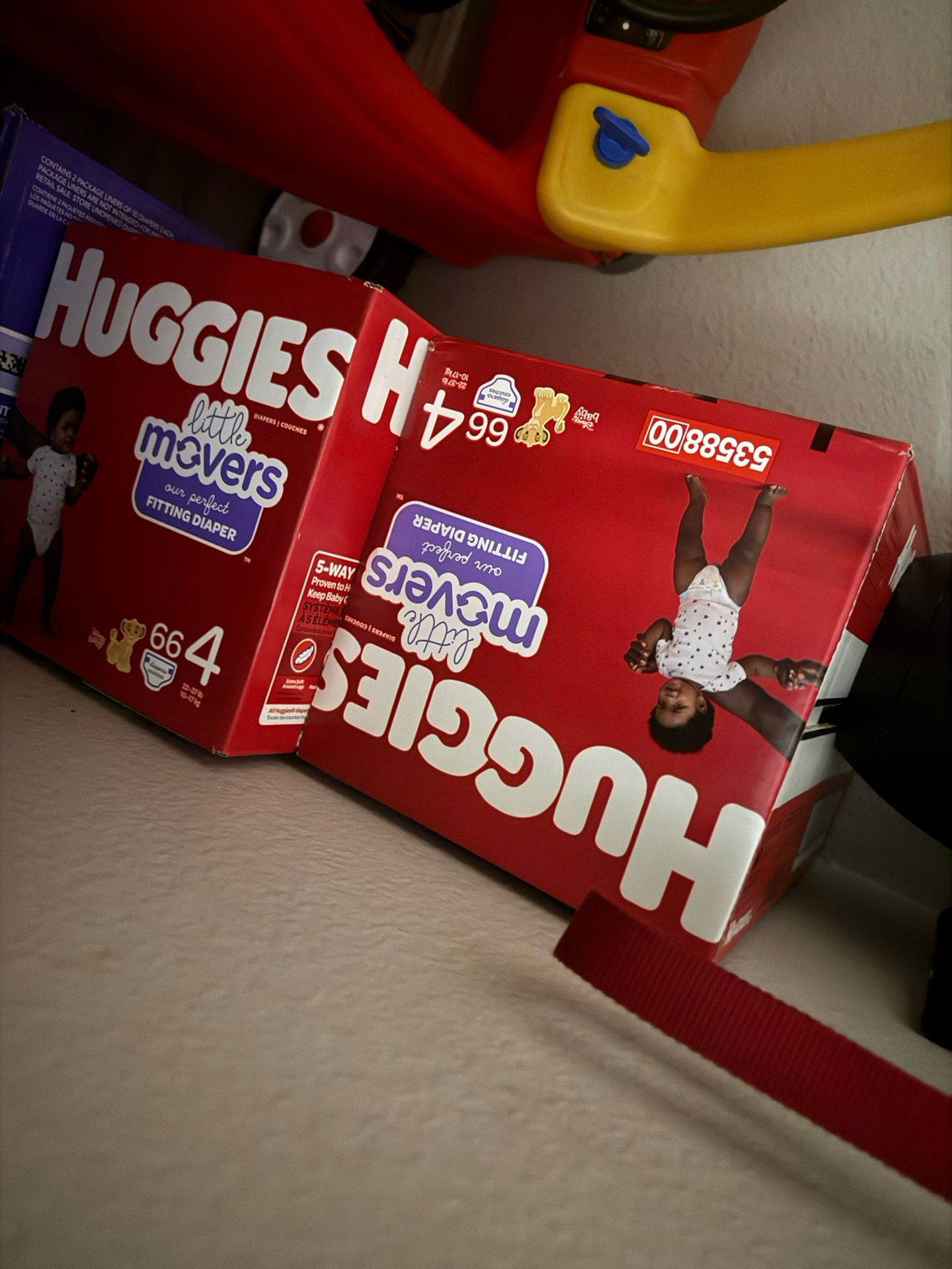 Huggies Little Movers Sz 4 Diapers 66ct (2 Boxes)