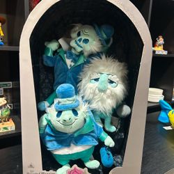 Disney’s The Haunted Mansion Limited Edition Hitchhiking Ghosts 