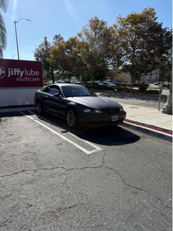 mustang 2003