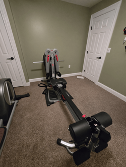 2022 Bowflex Revolution - Like New, 200 lb Resistance - Florence, KY