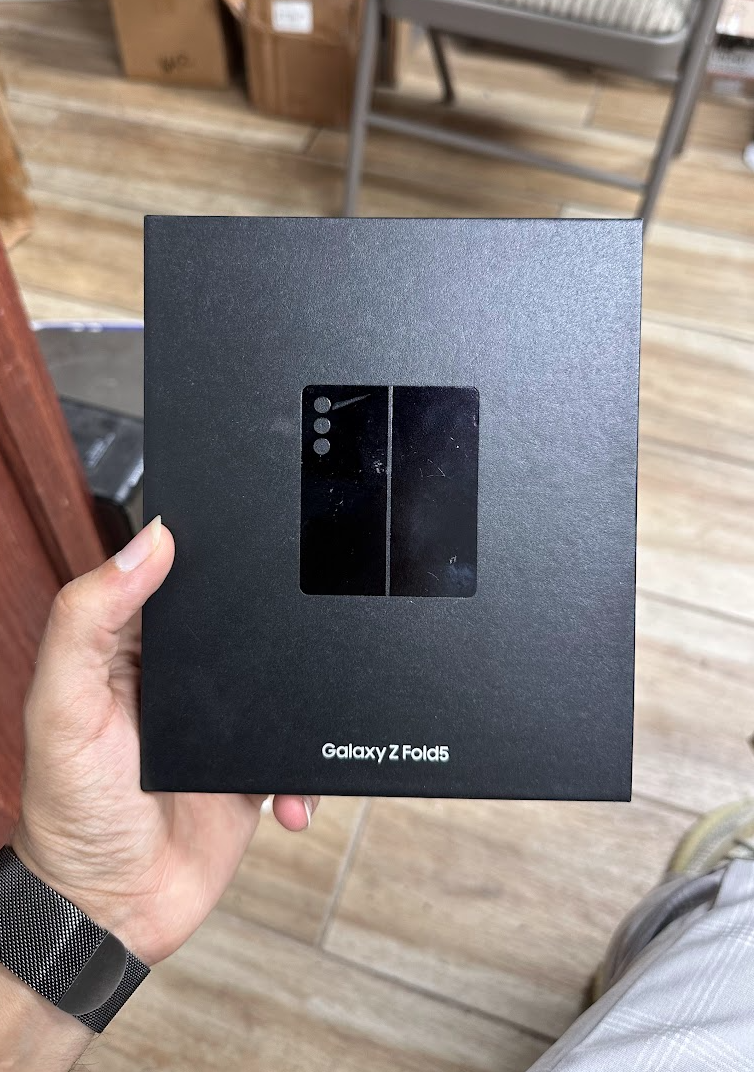 Samsung Galaxy Fold 1 2 3 4 5