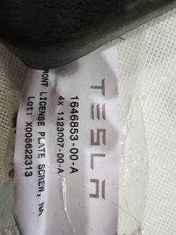 Model Y Plate Holder