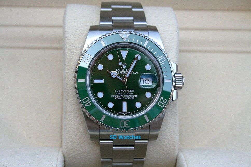 ROLEX 116610LV GREEN SUBMARINER WATCH HULK - T6966