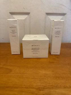 New Monat Skincare Sets