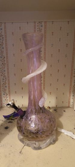 Vintage Collectible Blown Glass Vase