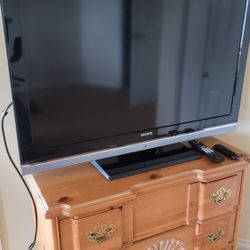 40 Inch SONY TV