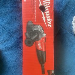 Milwaukee 4-1/2 Small Angle Grinder 
