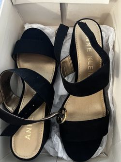 Anne Klein/ Black