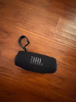 JBL charge 6