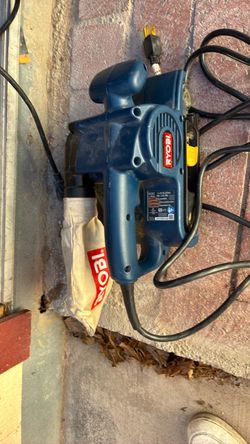 Ryobi BE318-2 3-inch by 18-inch corded electric belt sander