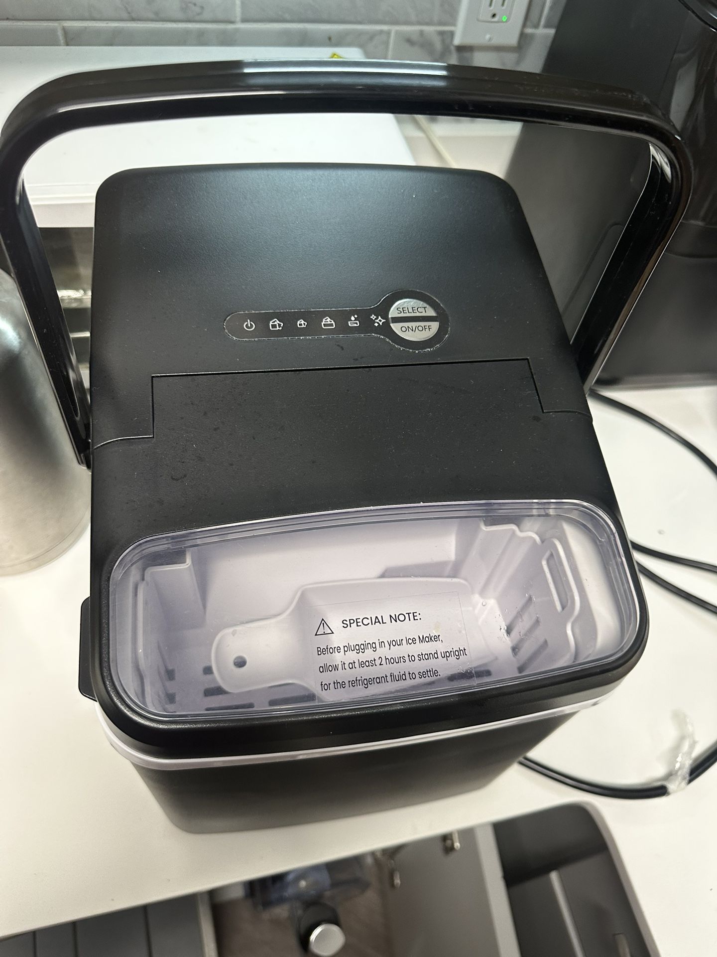 Auseo Portable Ice Maker