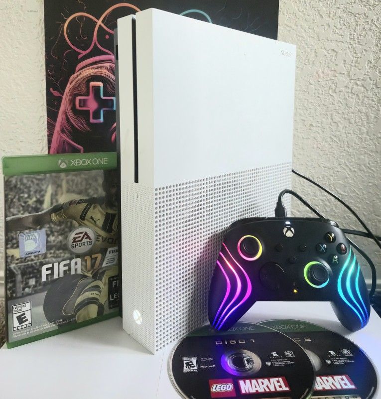 Xbox One S 1TB Bundle