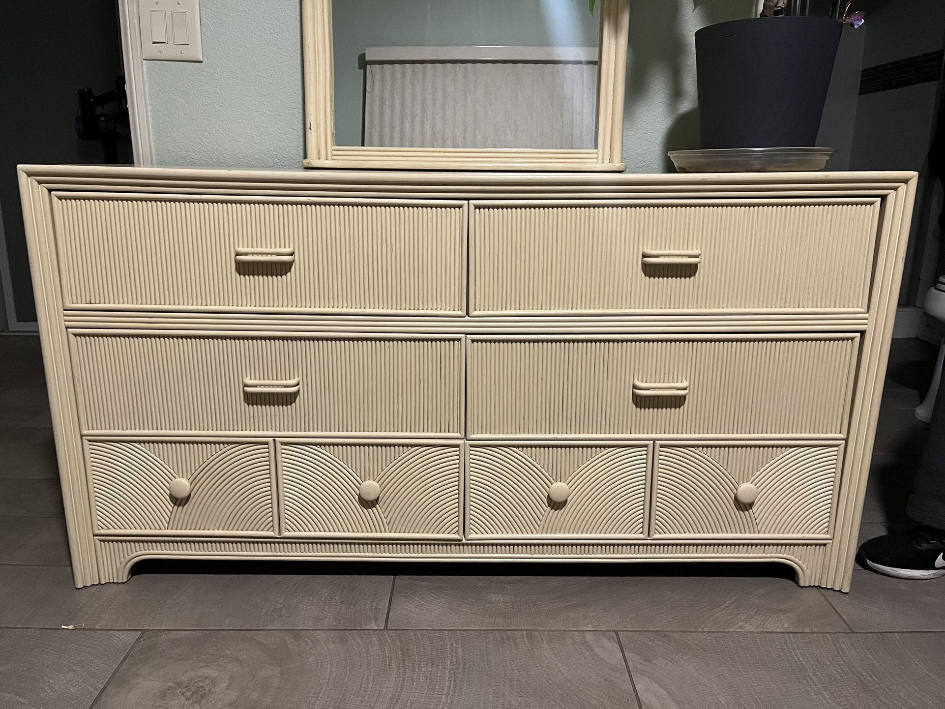 Used Condition – Vintage Coastal Dresser + Matching Mirror – 6 Drawers